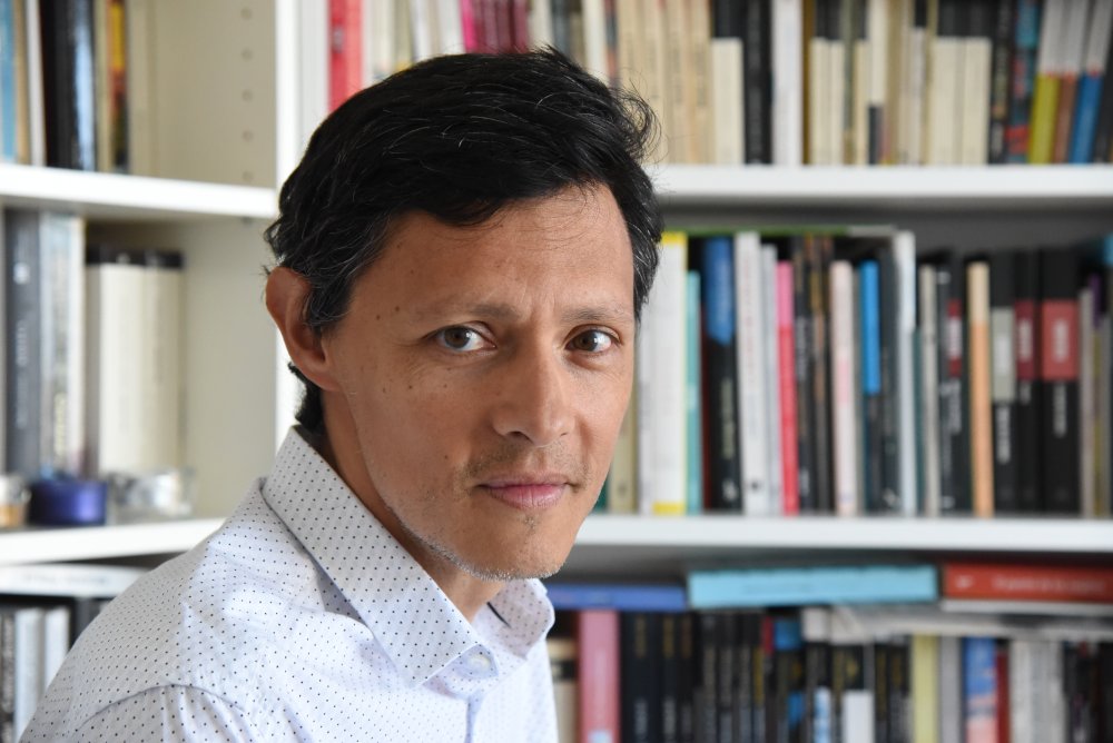 «La escritura nos permite entrar en contacto con lo que se ha&nbsp;perdido»